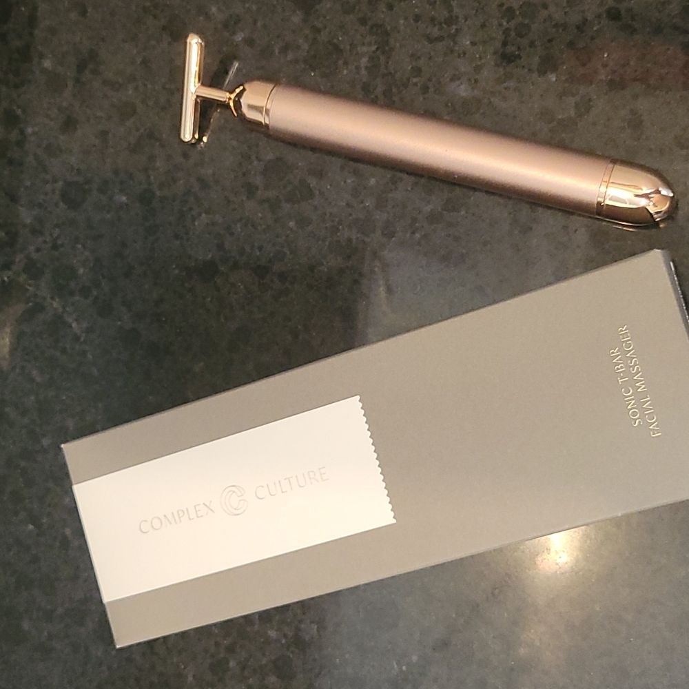 Complex Culture Face Massager